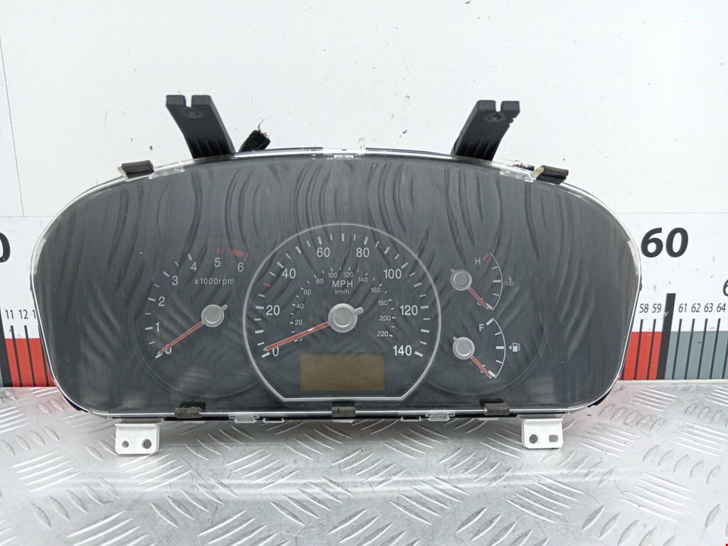 Панель приборов (щиток) KIA Carens 2006-2012