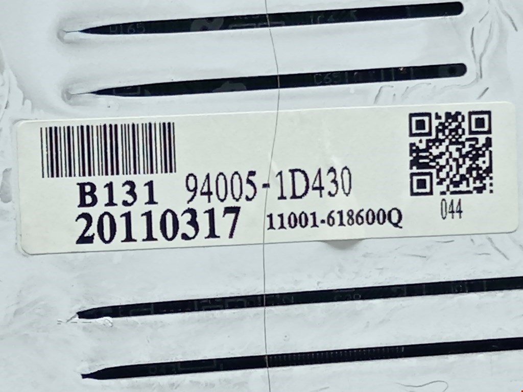 Панель приборов (щиток) KIA Carens 2006-2012