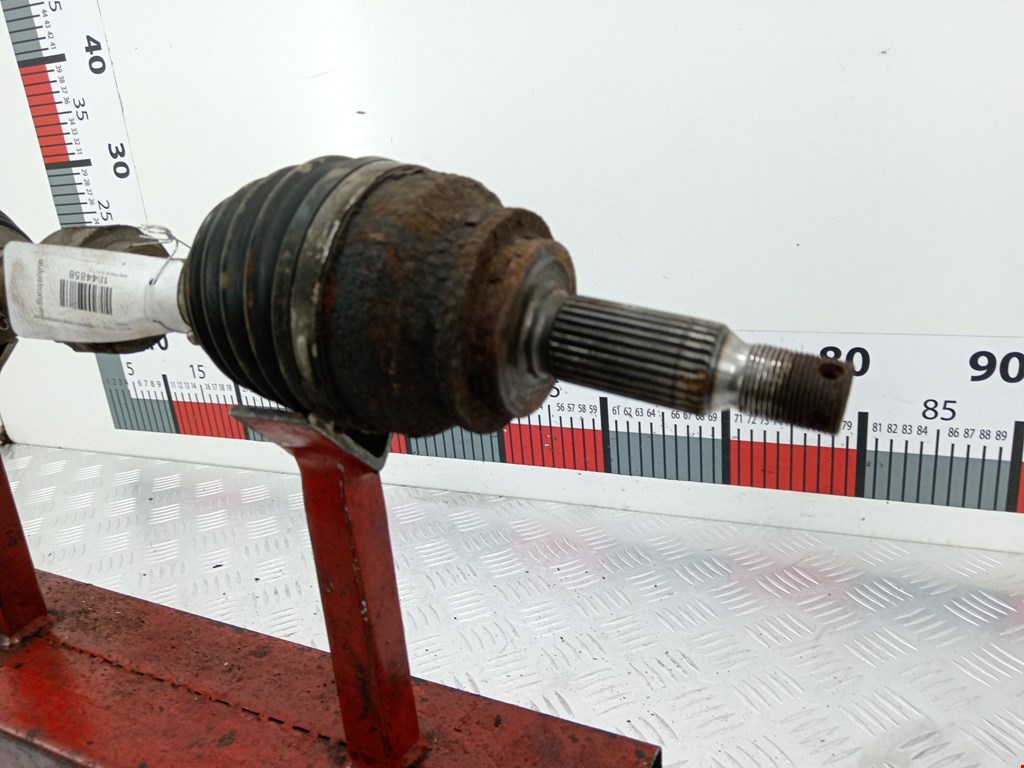 Полуось (привод, приводной вал) передняя левая JEEP Patriot 2007-2017