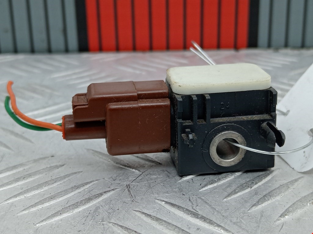 Датчик AIR BAG (подушек безопасности) KIA Carens 2006-2012