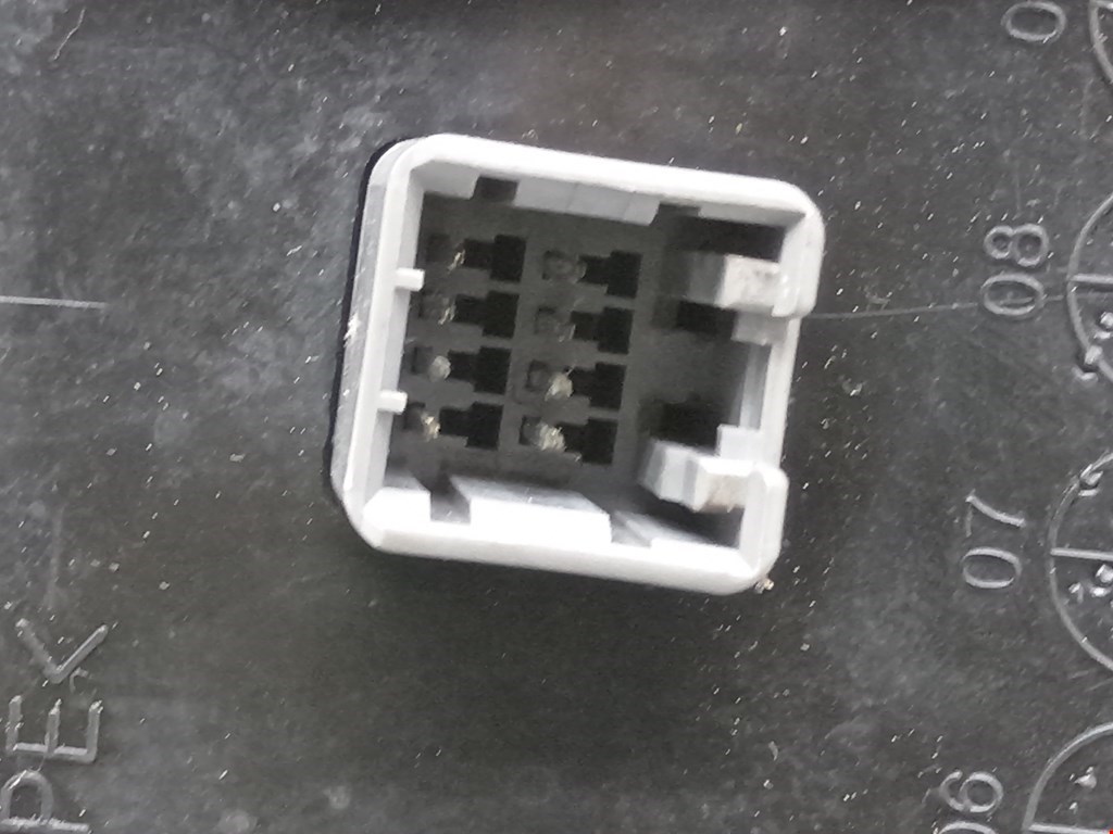 Зеркальный элемент (стекло зеркала) KIA Carens 2006-2012