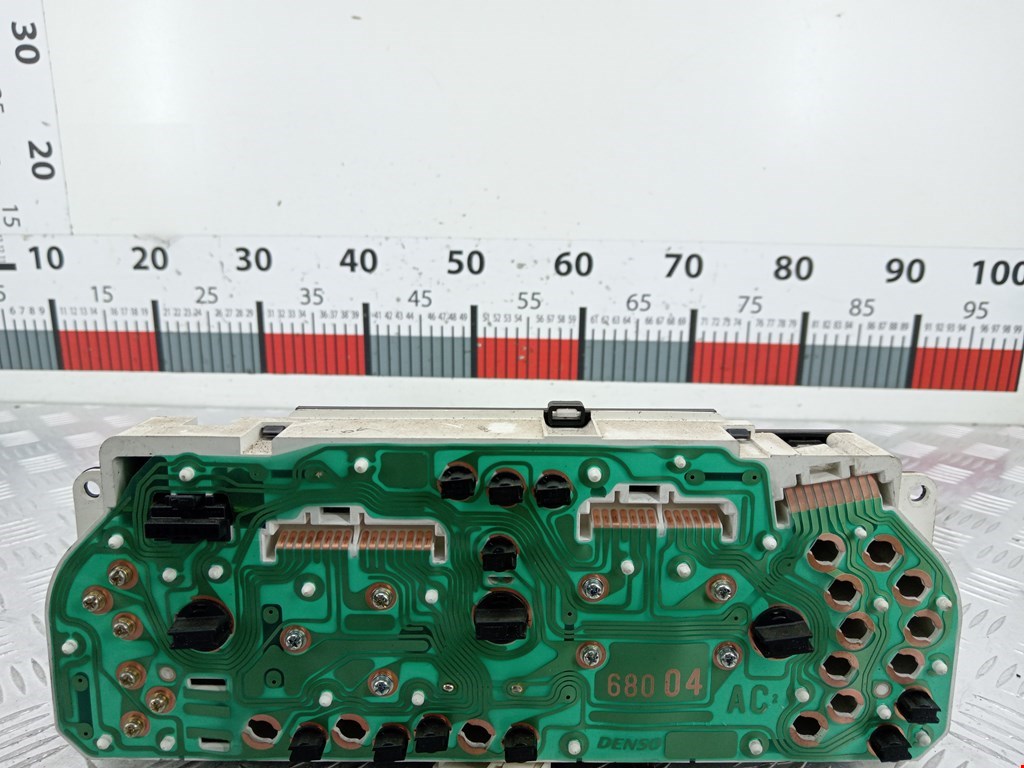 Панель приборов (щиток) SUZUKI Jimny 1998-2018