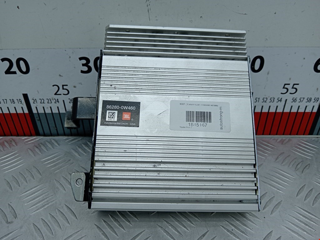 Усилитель акустической системы TOYOTA Prius II XW20 2003-2012