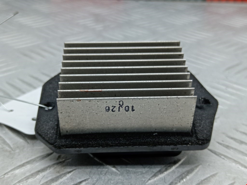 Резистор отопителя (сопротивление печки) TOYOTA Prius II XW20 2003-2012
