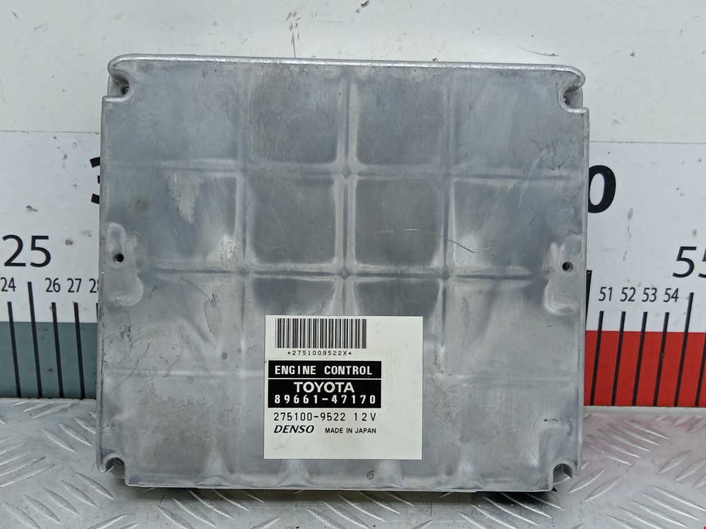 Блок управления двигателя (ЭБУ) TOYOTA Prius II XW20 2003-2012