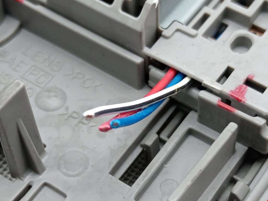 Плафон салонный (салона фонарь) TOYOTA Prius II XW20 2003-2012