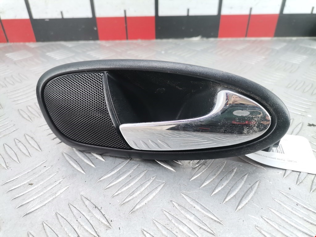 Ручка дверная задняя внутренняя правая SEAT Leon 2005-2012