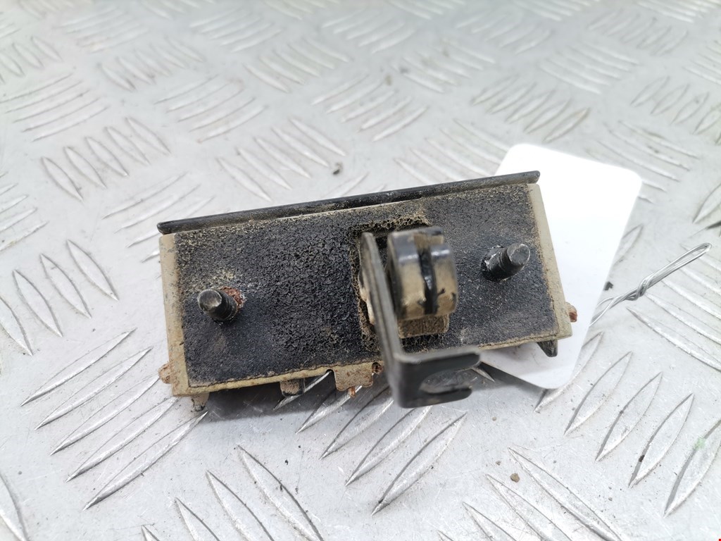 Ручка двери багажника наружная NISSAN X-Trail T30 2000-2007