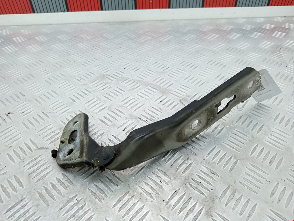 Петля капота левая/правая AUDI A6 C6 2004-2010