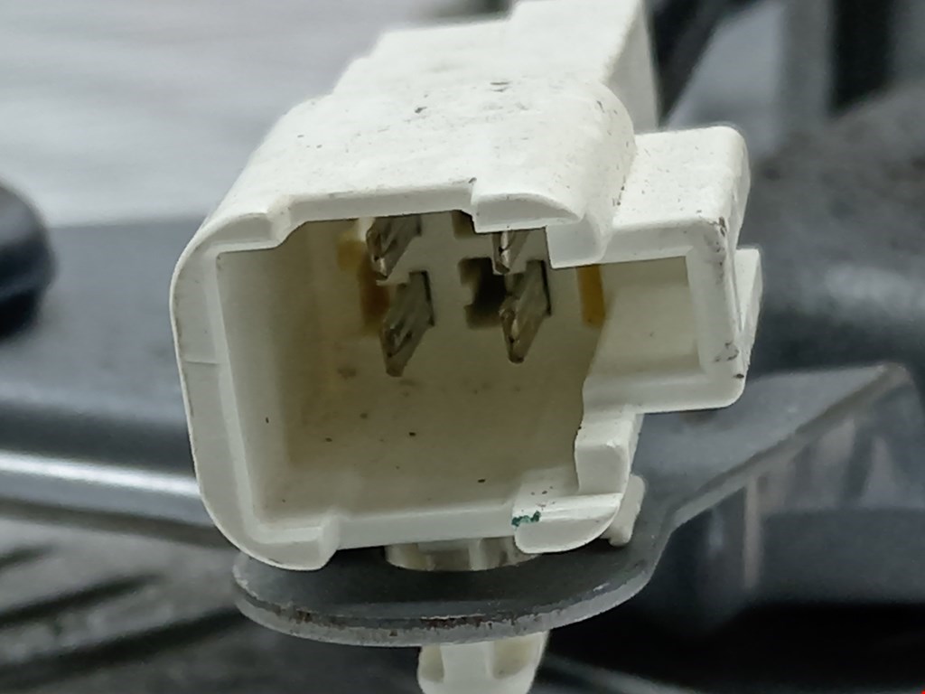 Моторчик стеклоочистителя задний TOYOTA Prius II XW20 2003-2012