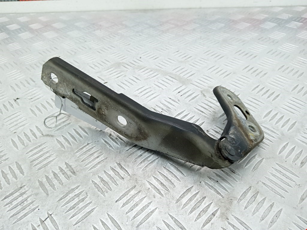 Петля капота левая/правая AUDI A6 C6 2004-2010