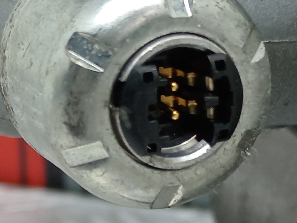 Ремень безопасности передний правый TOYOTA Prius II XW20 2003-2012