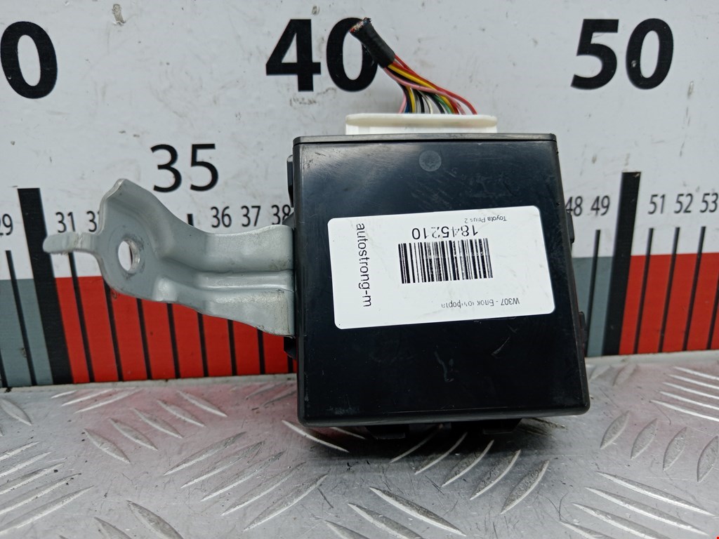Блок комфорта TOYOTA Prius II XW20 2003-2012