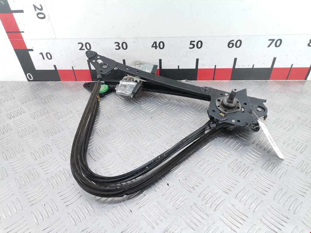 Стеклоподъемник задний правый SEAT Alhambra 1996-2010