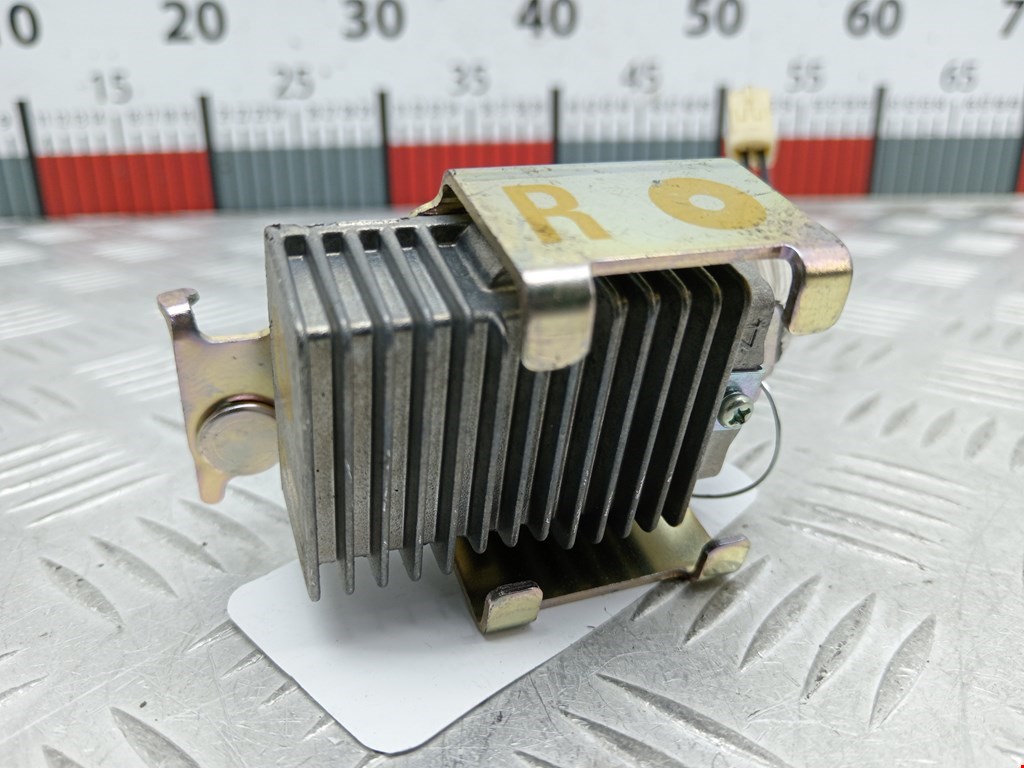 Сопротивление печки (резистор отопителя) Toyota Prius 2 (XW20) (2003-2009)