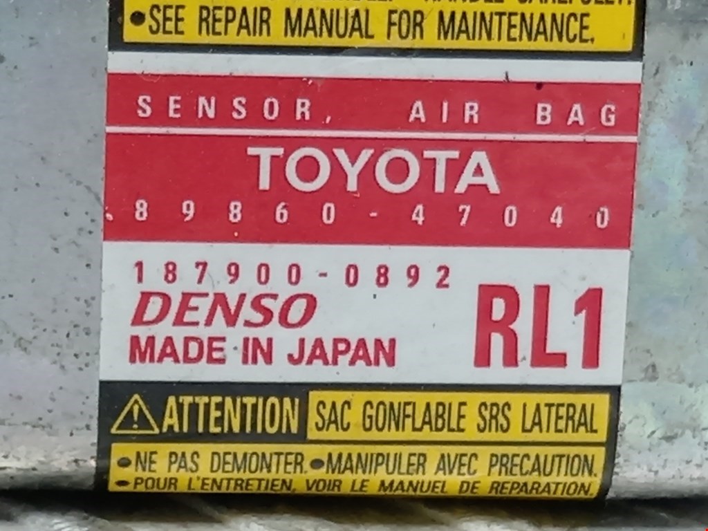 Датчик AIR BAG (подушек безопасности) TOYOTA Prius II XW20 2003-2012