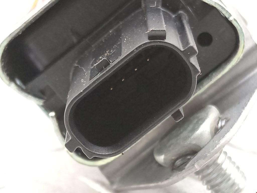 Датчик AIR BAG (подушек безопасности) TOYOTA Prius II XW20 2003-2012