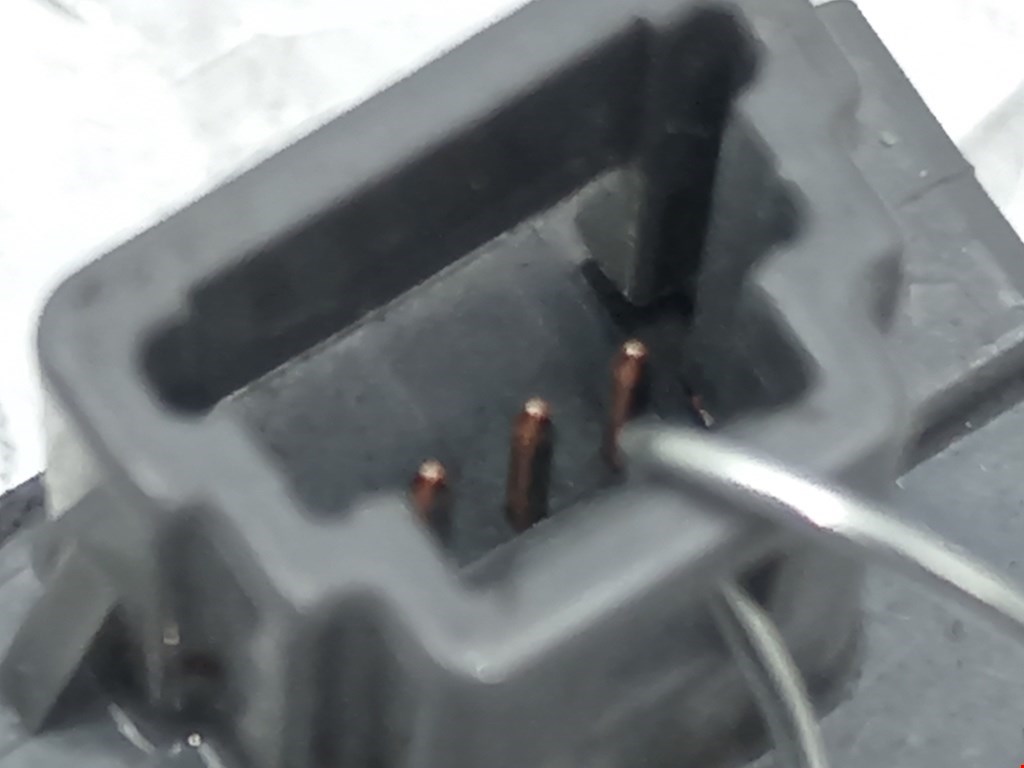 Кнопка многофункциональная TOYOTA Prius II XW20 2003-2012