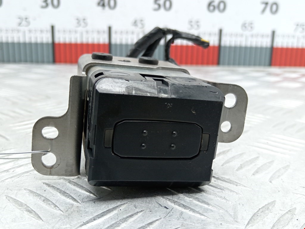 Замок зажигания TOYOTA Prius II XW20 2003-2012