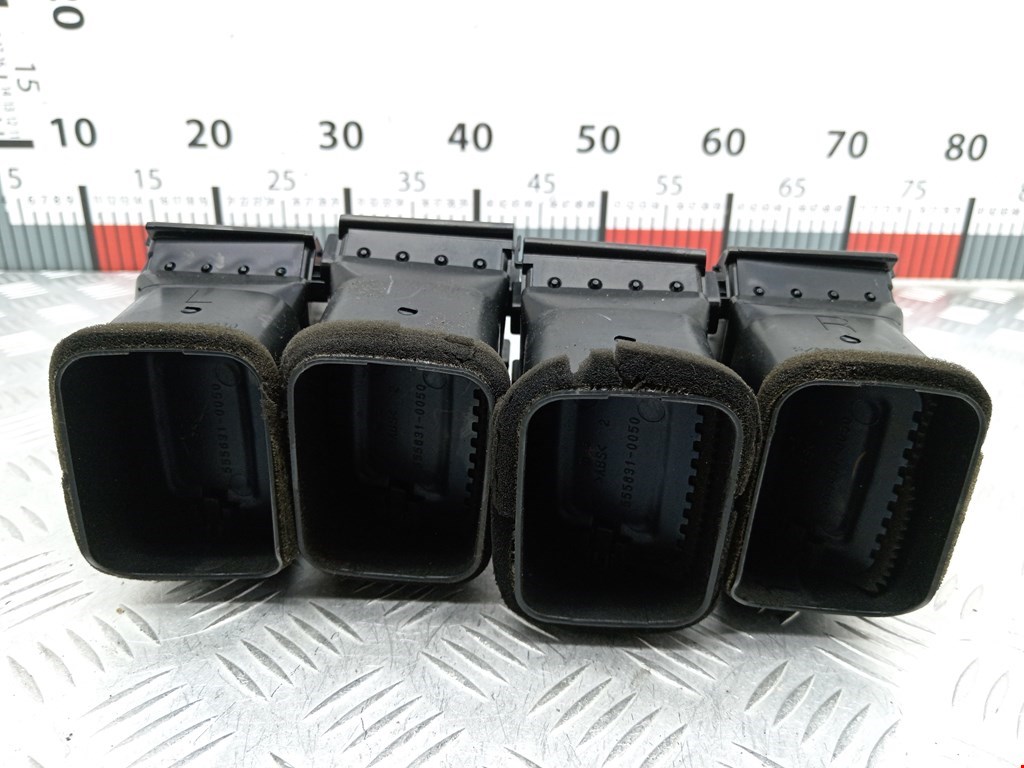 Дефлектор воздушный TOYOTA Prius II XW20 2003-2012