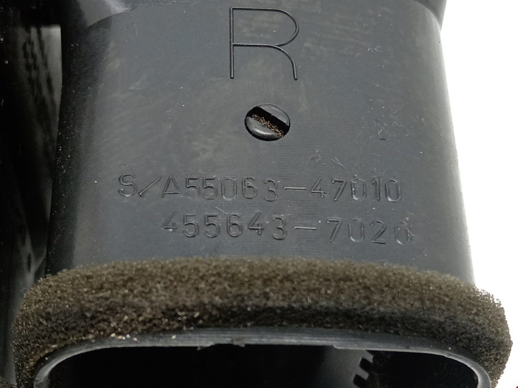 Дефлектор воздушный TOYOTA Prius II XW20 2003-2012