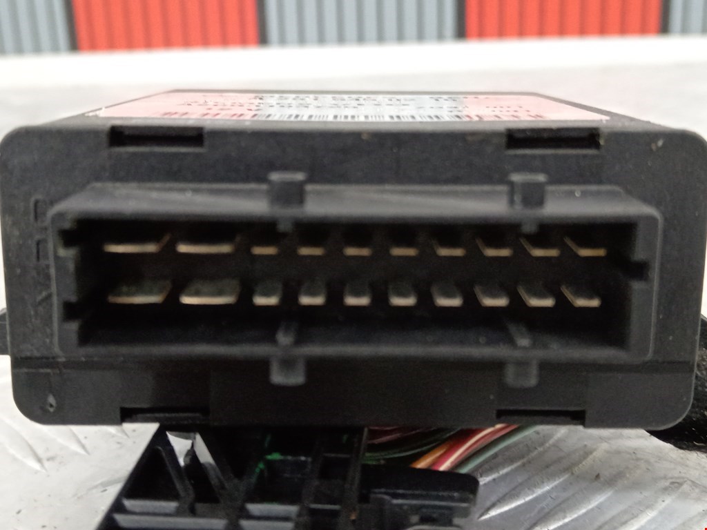 Блок управления стеклоподъемниками MERCEDES-BENZ R-Class W251 2005-2017