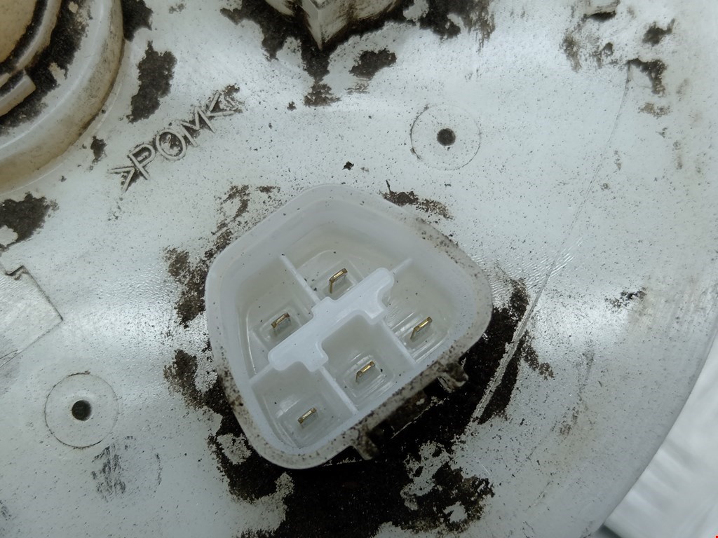 Насос топливный (электрический) TOYOTA Prius II XW20 2003-2012