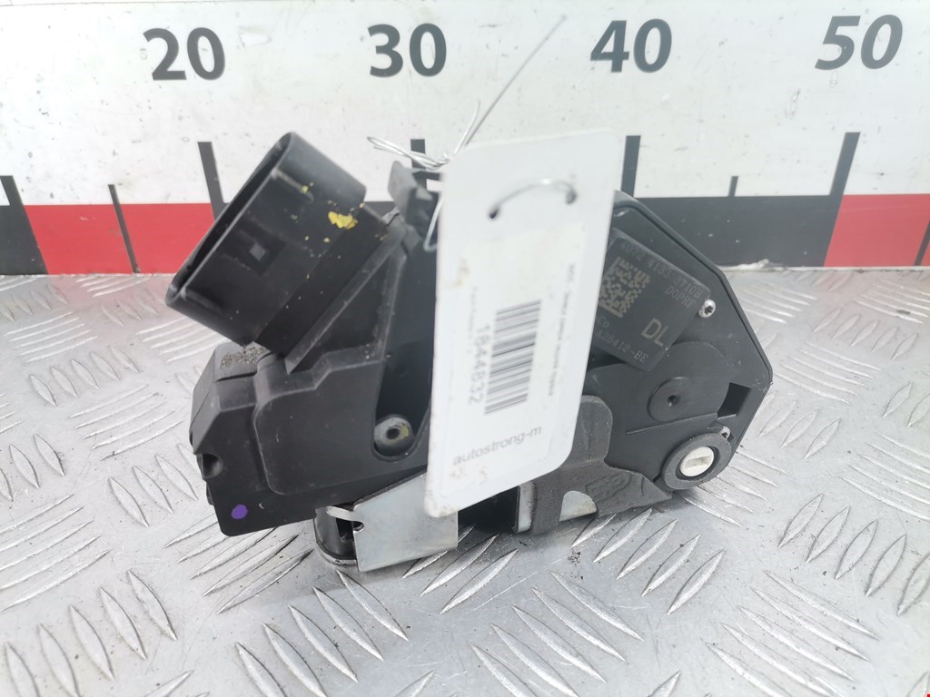 Замок двери задней правой FORD Fiesta 2008-2012