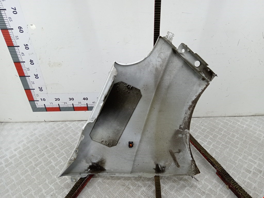 Крыло переднее левое OPEL Vivaro A 2001-2014