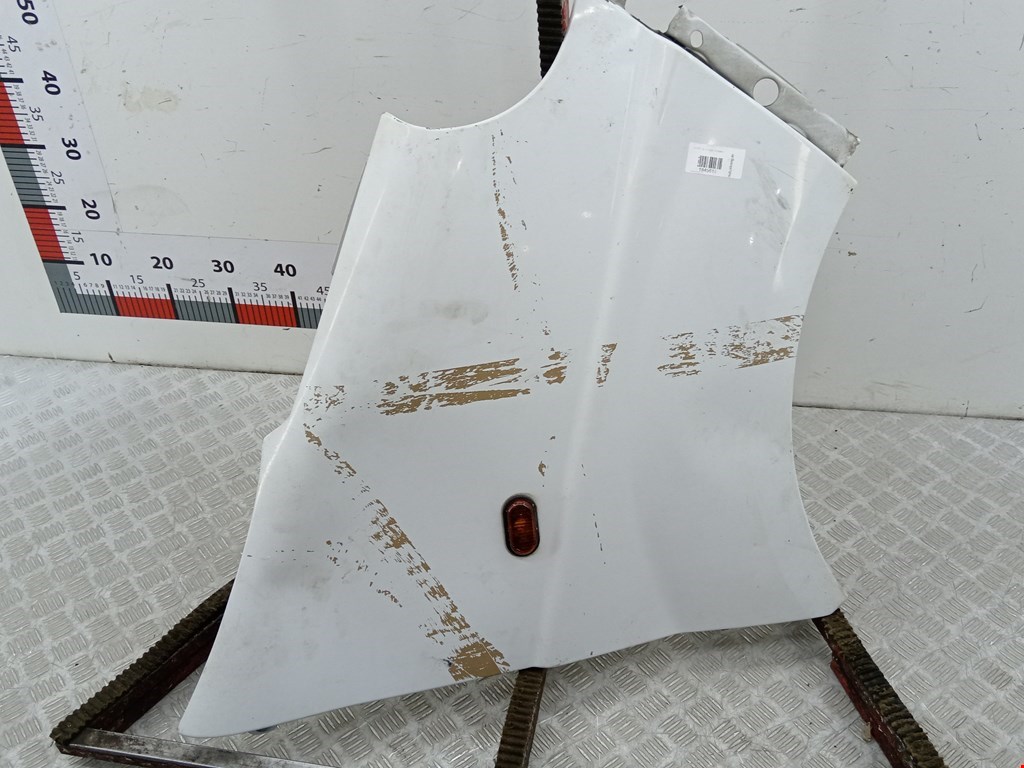 Крыло переднее правое OPEL Vivaro A 2001-2014