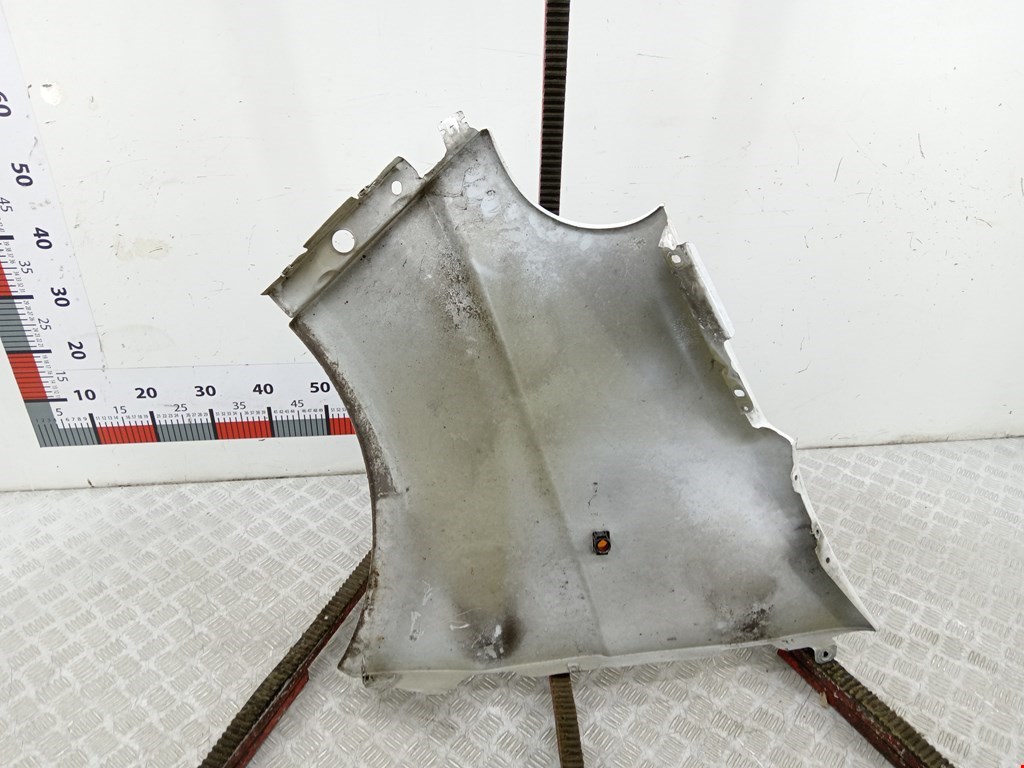 Крыло переднее правое OPEL Vivaro A 2001-2014