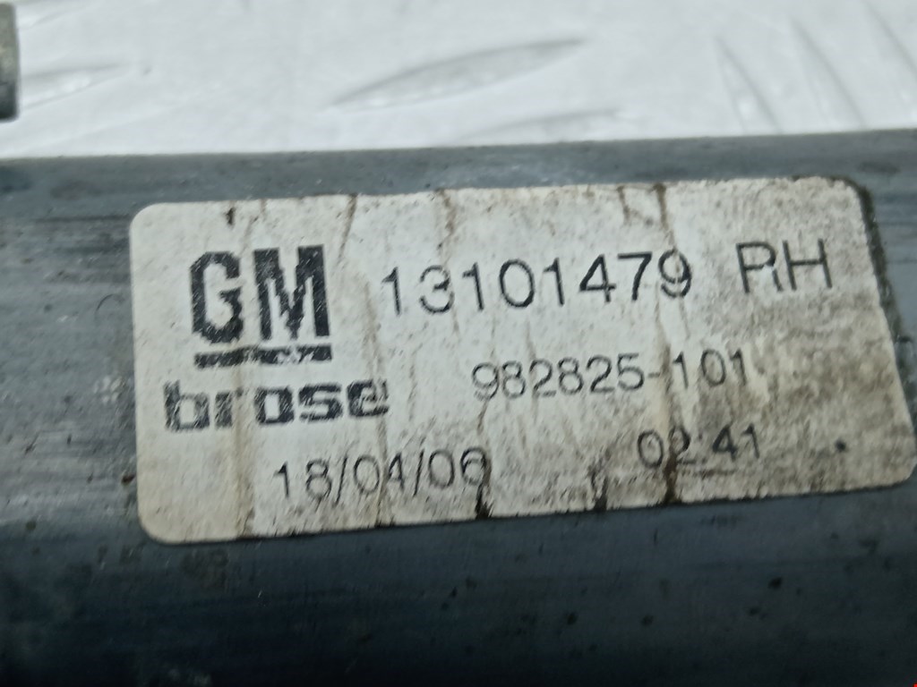 Стеклоподъемник передний правый OPEL Astra H/Family 2004-2015