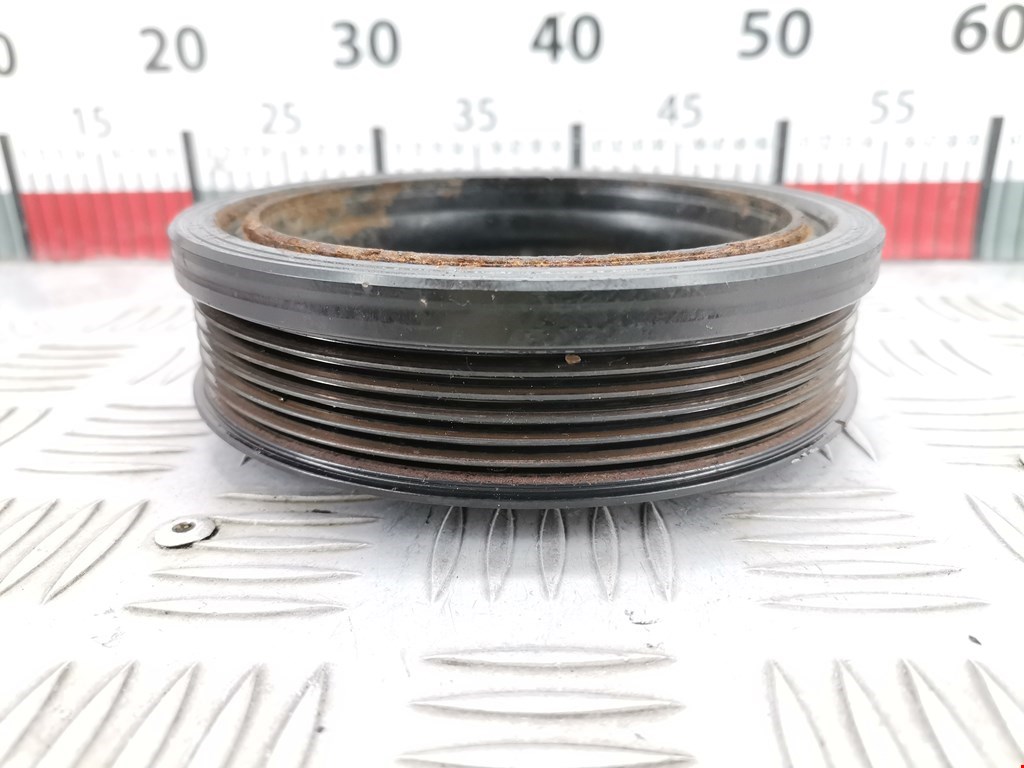 Шестерня коленвала (шкив) VOLKSWAGEN Passat B6 2005-2011