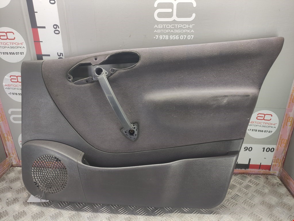 Обшивка двери передняя правая MERCEDES-BENZ A-Class W168 1997-2004