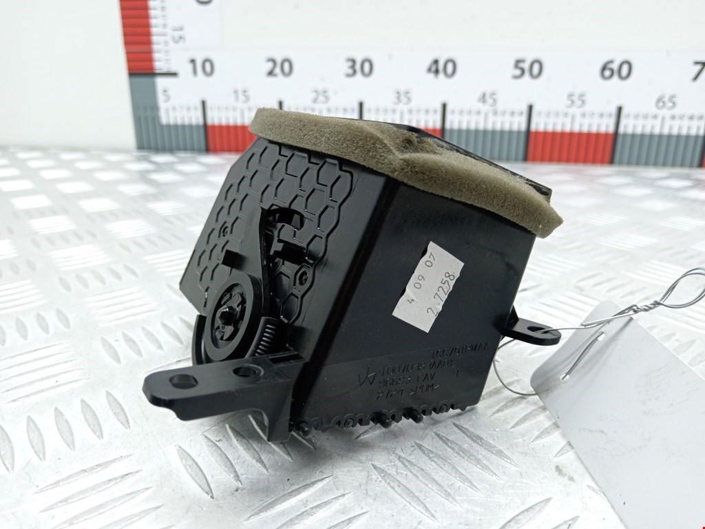 Дефлектор воздушный JEEP Patriot 2007-2017