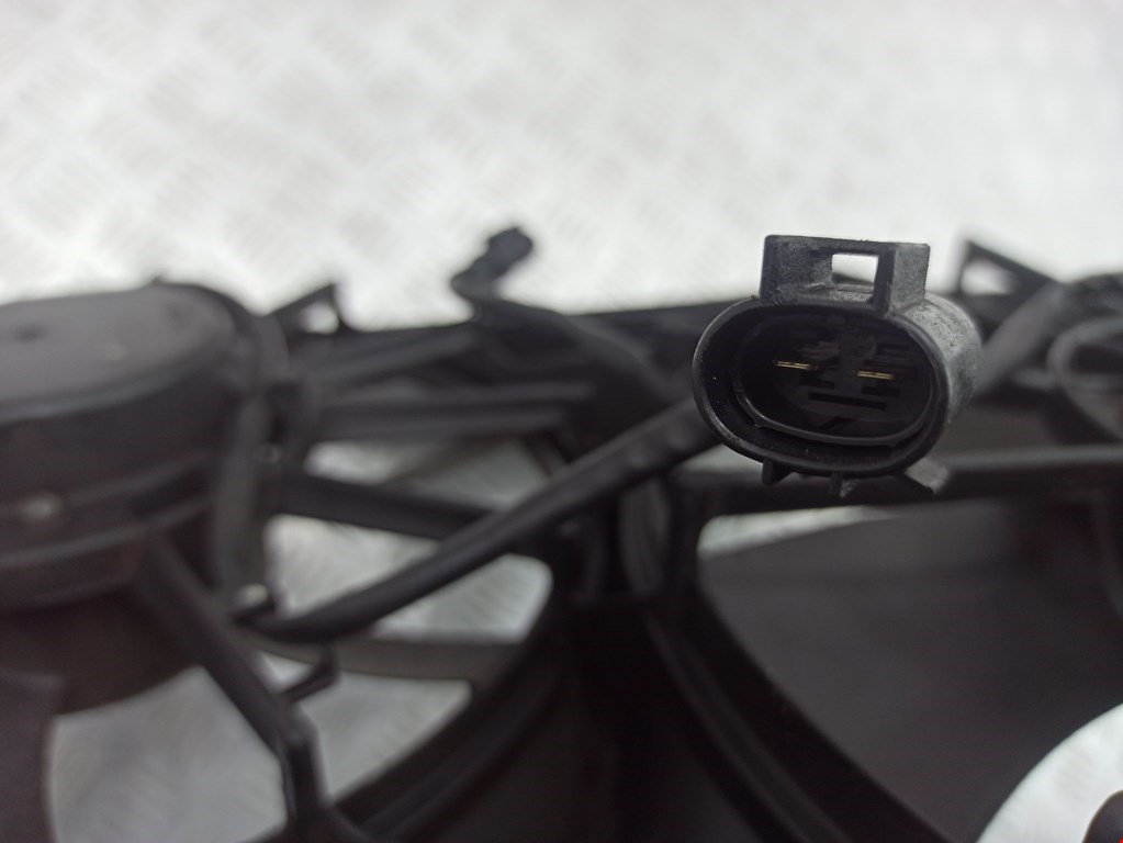 Вентилятор радиатора основного CHEVROLET Captiva 2006-2010