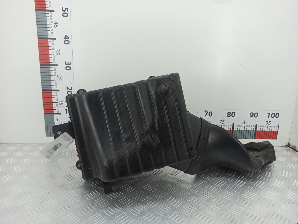 Корпус воздушного фильтра SSANG YONG Rodius 2004-2013