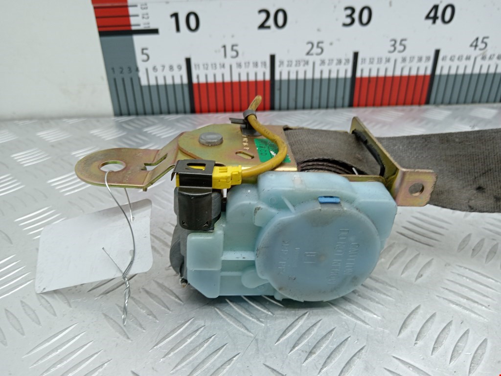 Ремень безопасности передний правый KIA Sorento 2002-2009