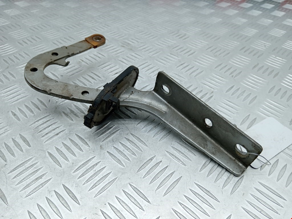 Петля капота левая/правая NISSAN Navara II D22 1997-2004