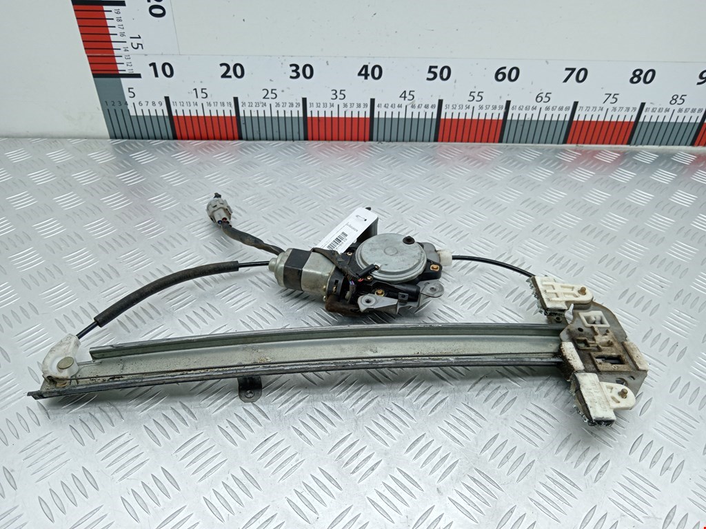 Стеклоподъемник передний правый NISSAN Navara II D22 1997-2004