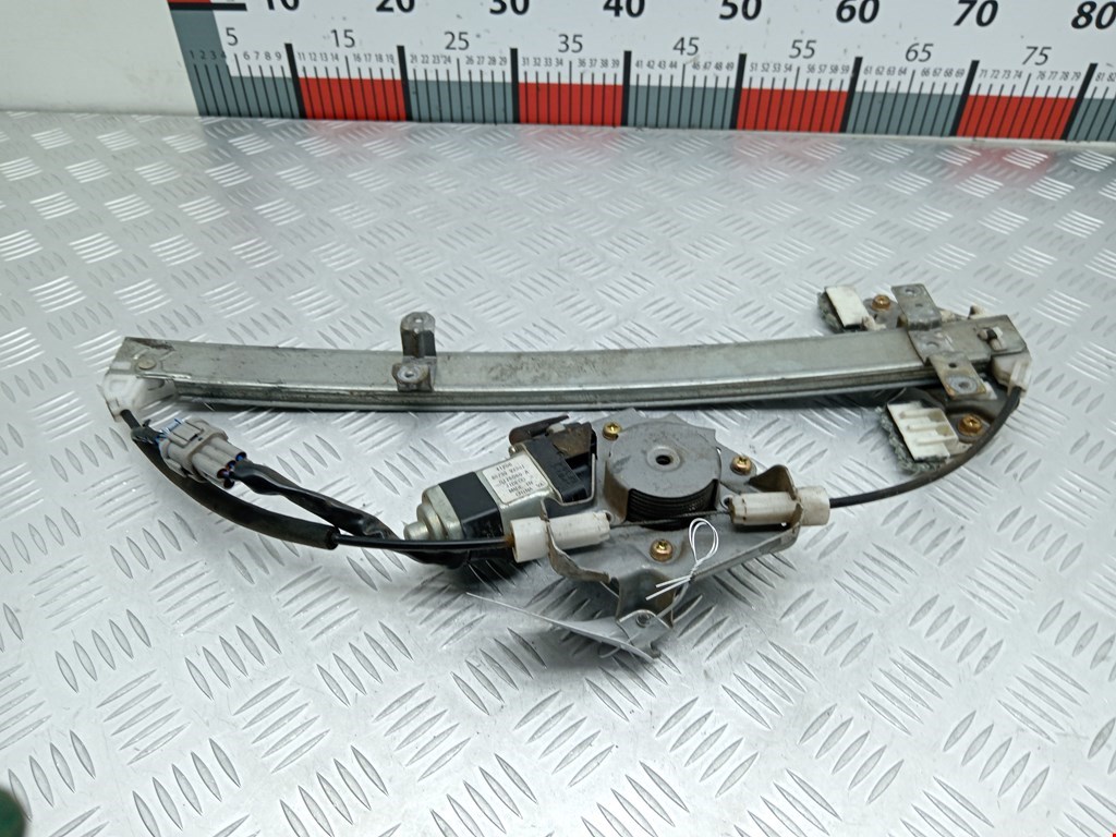 Стеклоподъемник передний правый NISSAN Navara II D22 1997-2004