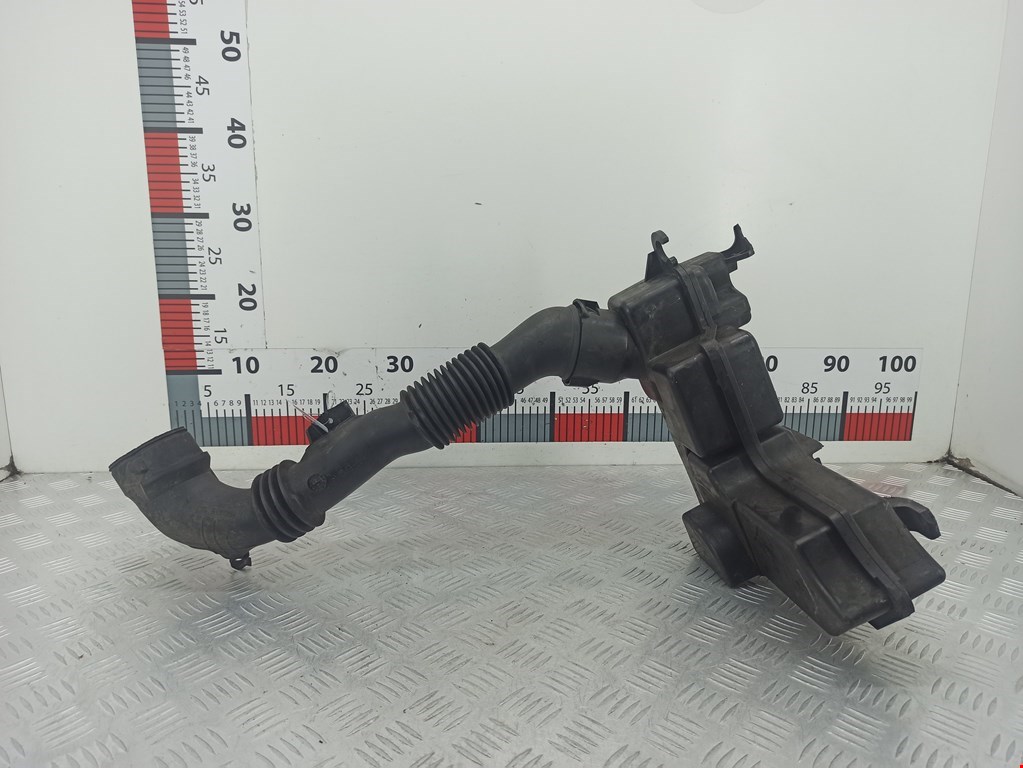 Патрубок воздушного фильтра PEUGEOT 207 2006-2015