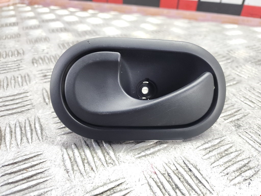 Ручка дверная передняя внутренняя левая RENAULT Scenic II 2003-2010