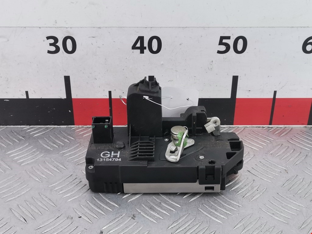 Замок двери задней правой OPEL Corsa C 2000-2006