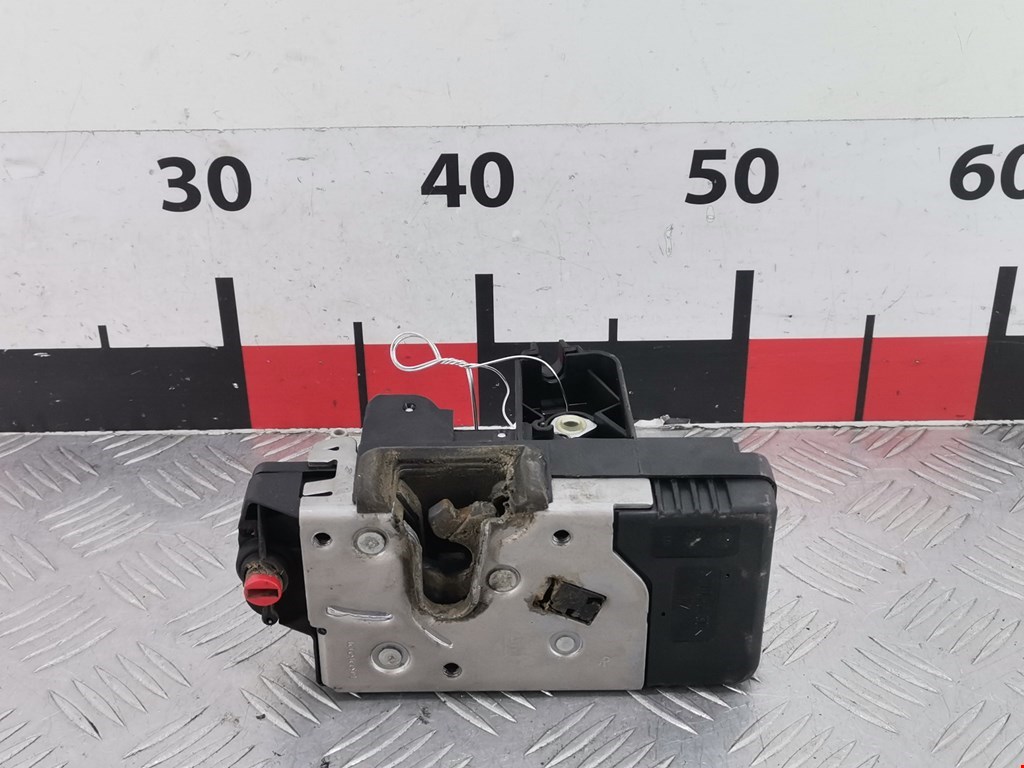 Замок двери задней правой OPEL Corsa C 2000-2006