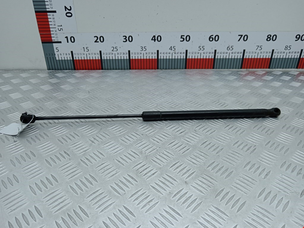 Амортизатор капота левый=правый OPEL Astra H/Family 2004-2015