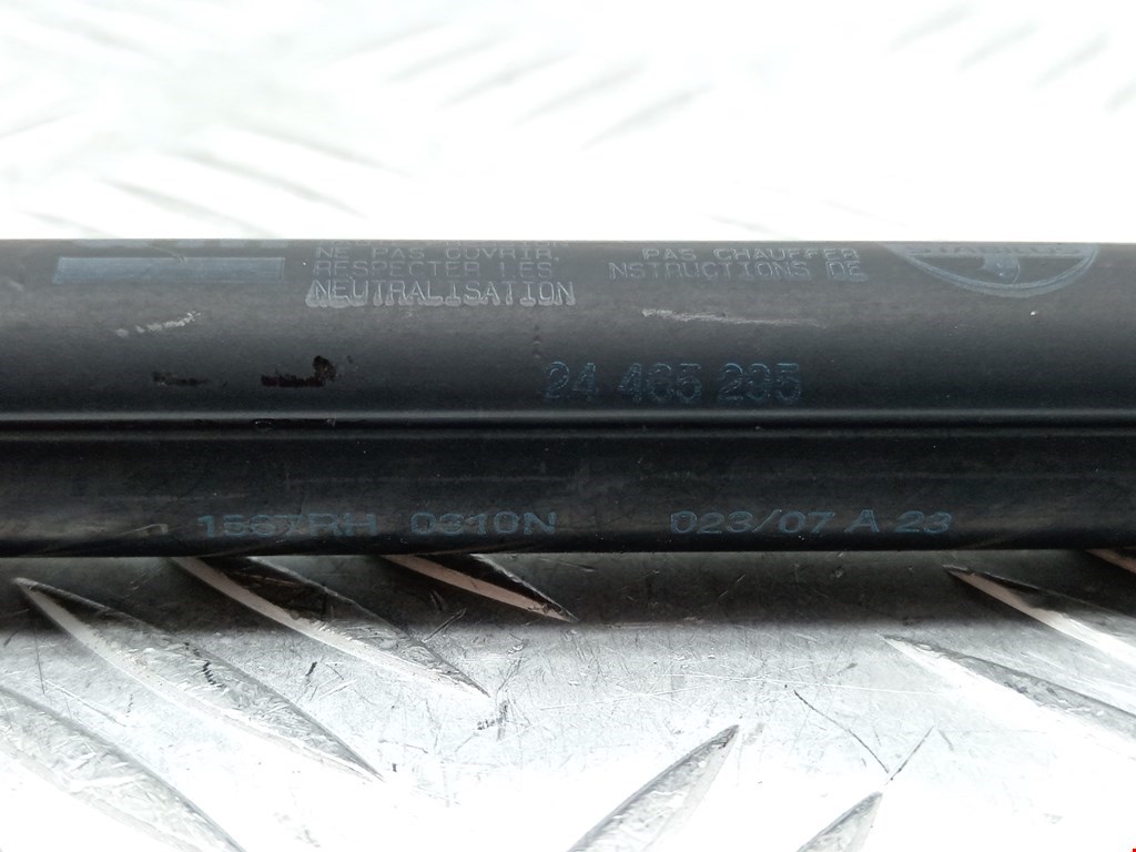 Амортизатор капота левый=правый OPEL Astra H/Family 2004-2015