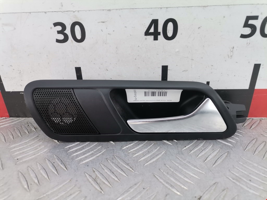 Ручка дверная задняя внутренняя правая VOLKSWAGEN Passat B6 2005-2011