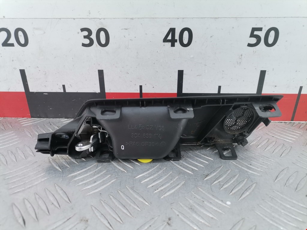 Ручка дверная задняя внутренняя правая VOLKSWAGEN Passat B6 2005-2011