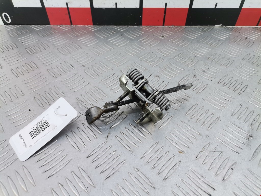 Ограничитель открывания двери DACIA Sandero 2008-2012